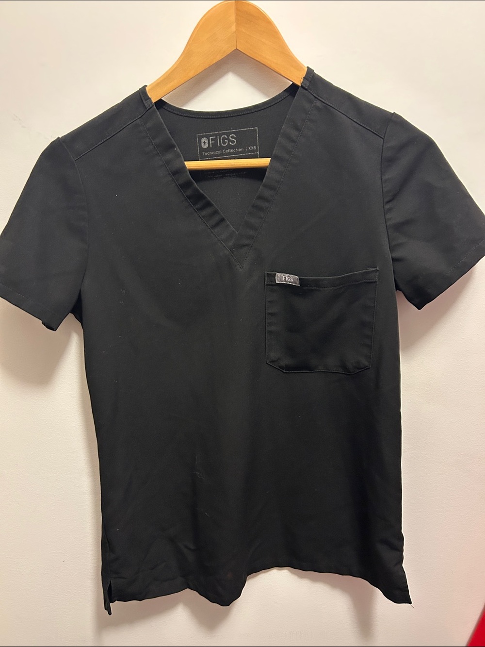 Figs Black V-Neck Short Sleeve Scrub Top